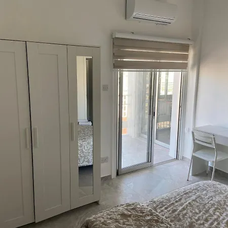Апартаменты 2 Bedroom In Center! 16 Никосия