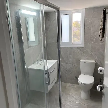 Апартаменты 2 Bedroom In Center! 16 Никосия