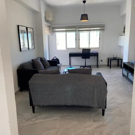 Апартаменты 2 Bedroom In Center! 16